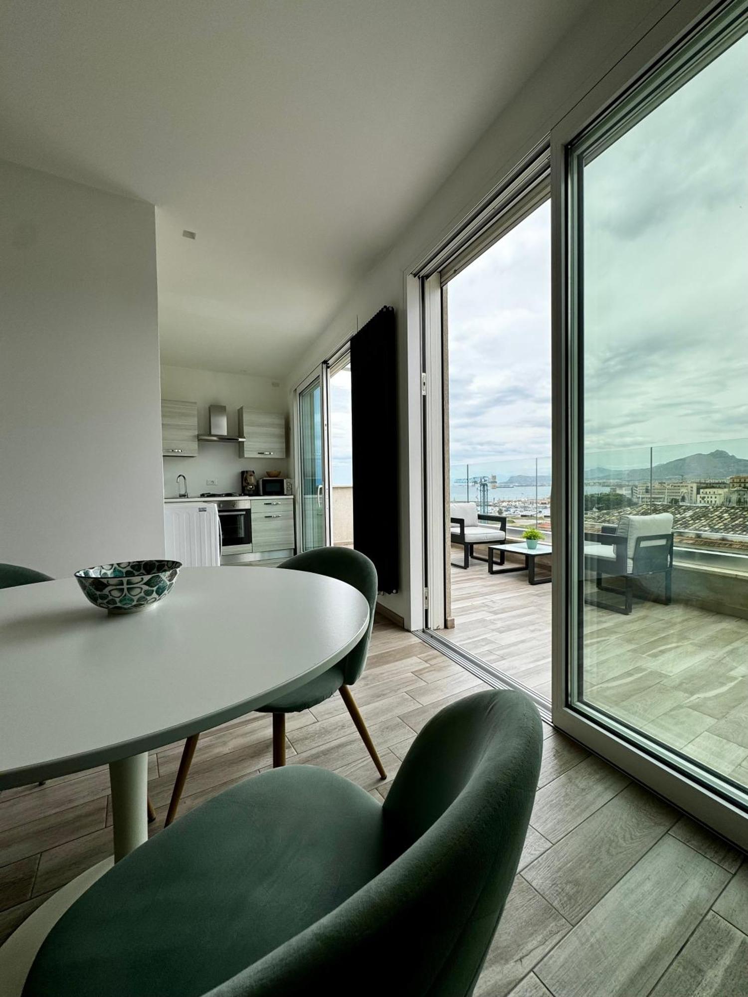 Palermo Inn Marina Exclusive View Екстериор снимка