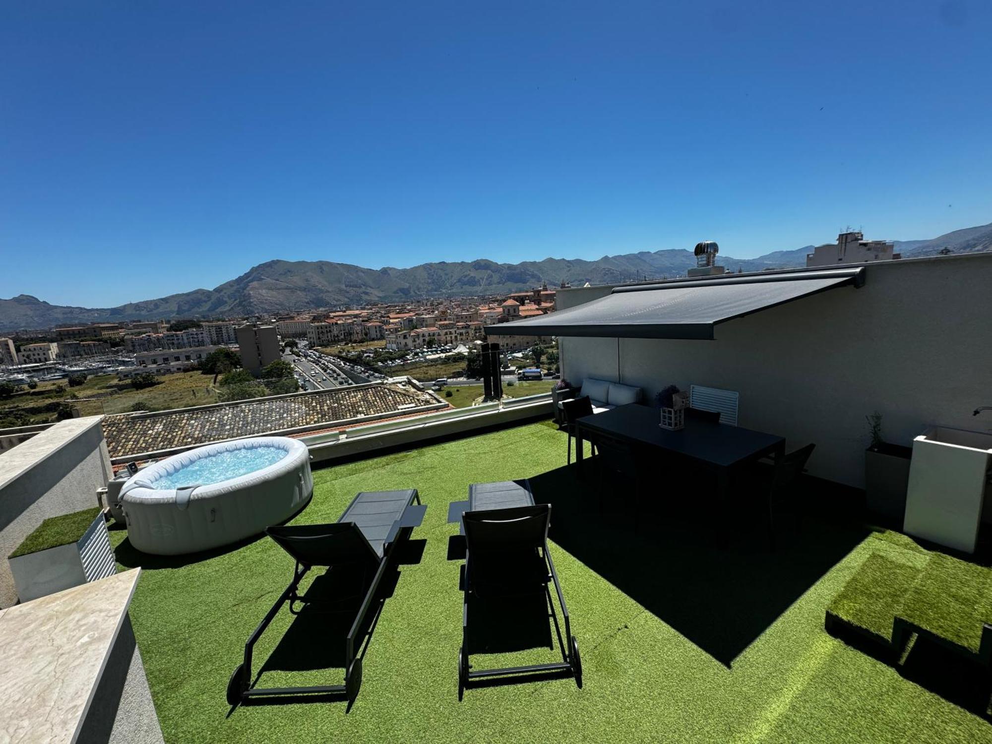 Palermo Inn Marina Exclusive View Екстериор снимка