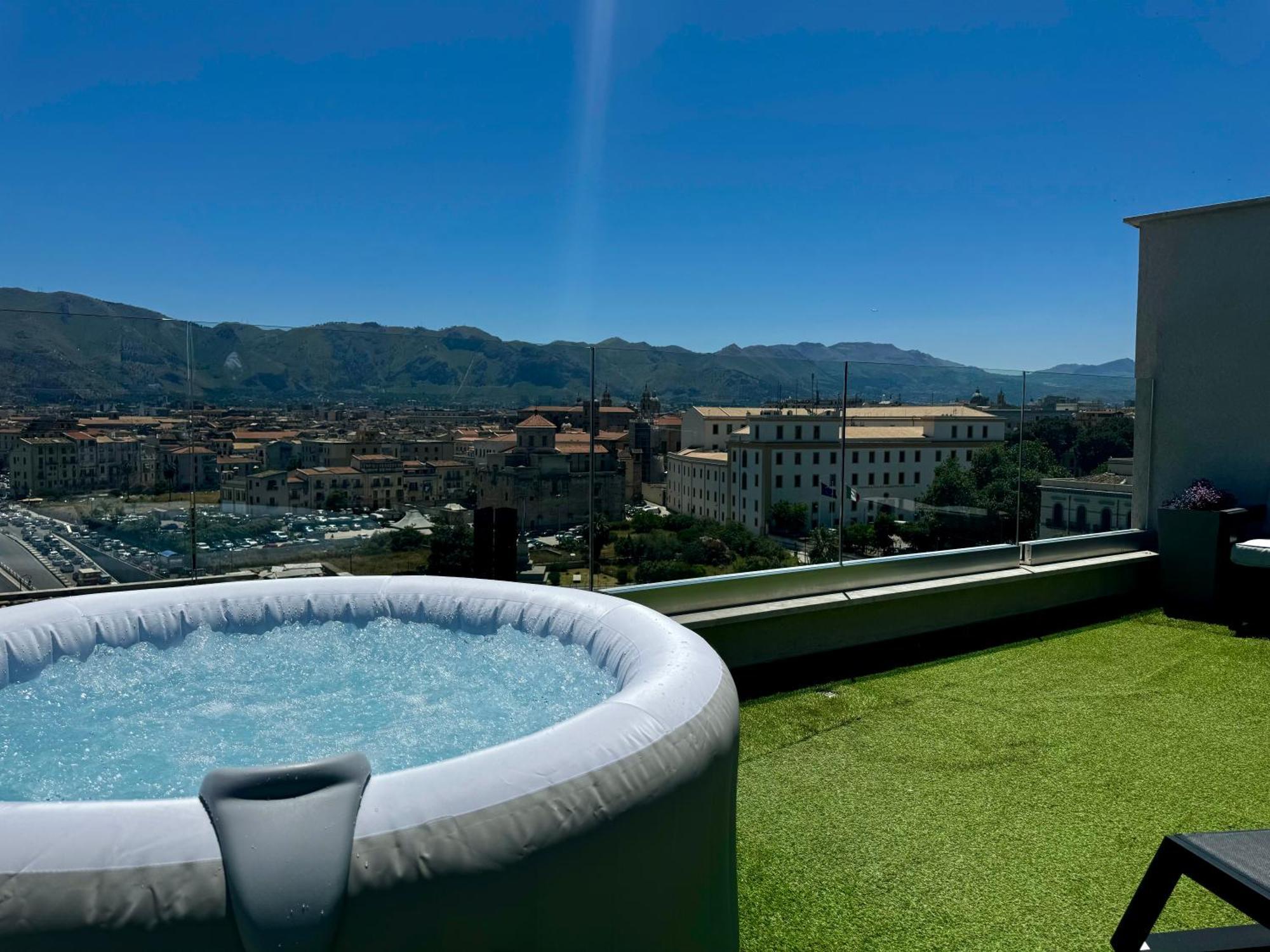 Palermo Inn Marina Exclusive View Екстериор снимка