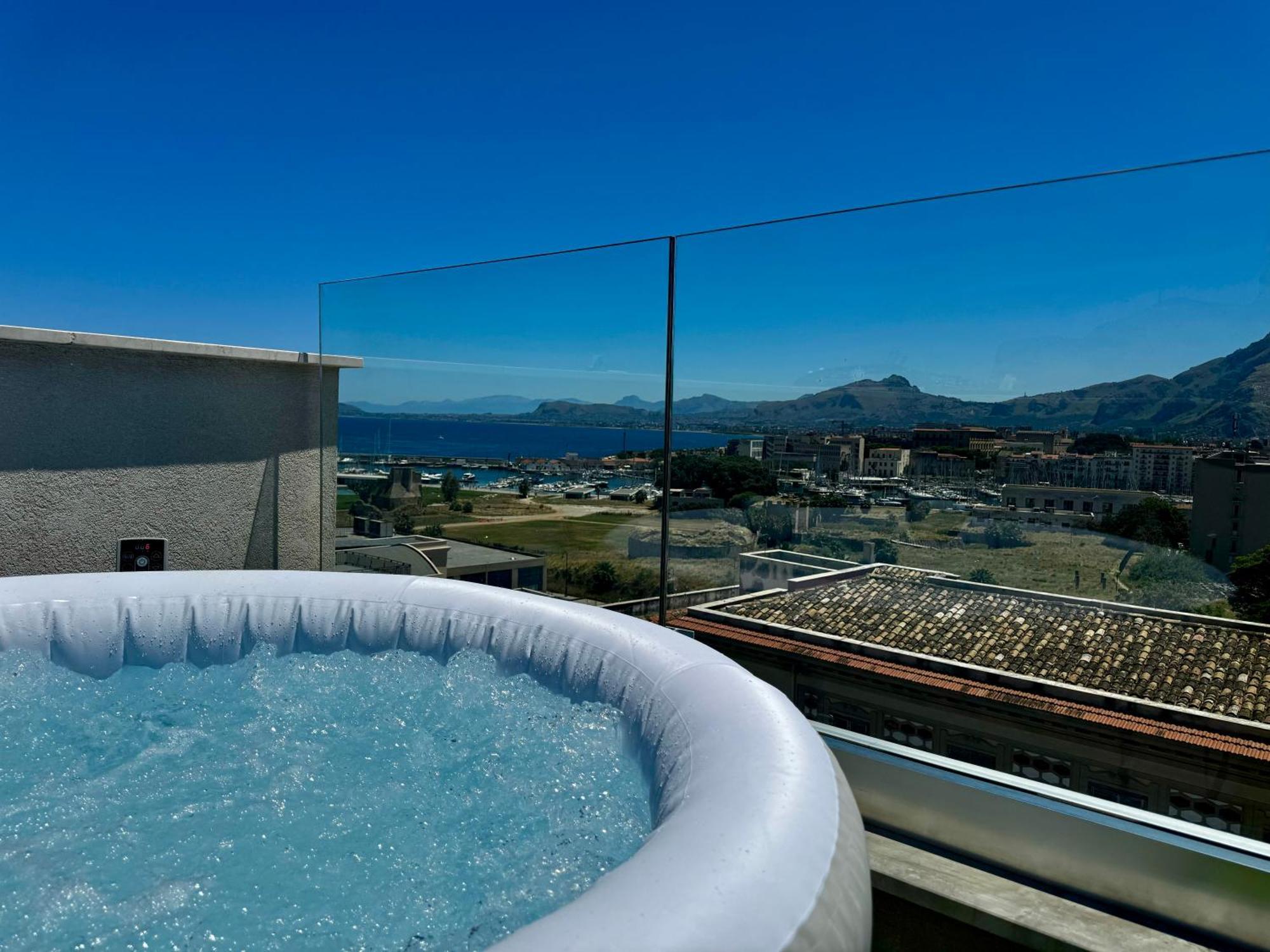 Palermo Inn Marina Exclusive View Екстериор снимка
